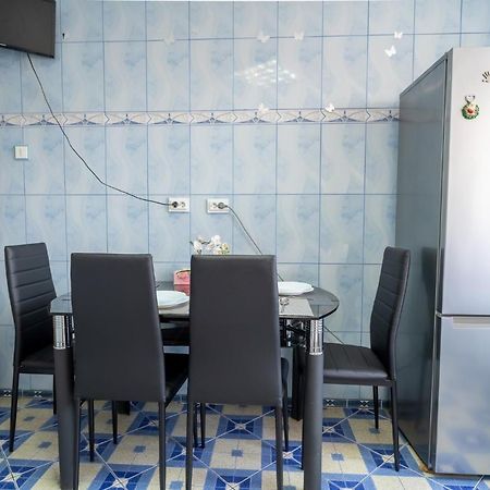 Serene 1Br Apartment With Workspace Boekarest Buitenkant foto