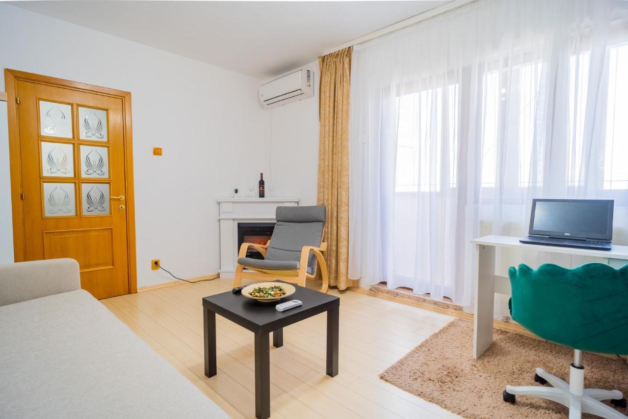 Serene 1Br Apartment With Workspace Boekarest Buitenkant foto