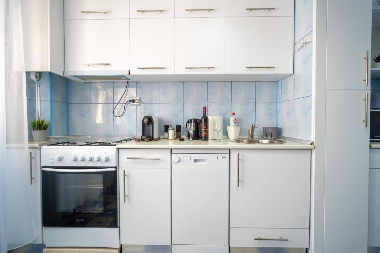 Serene 1Br Apartment With Workspace Boekarest Buitenkant foto