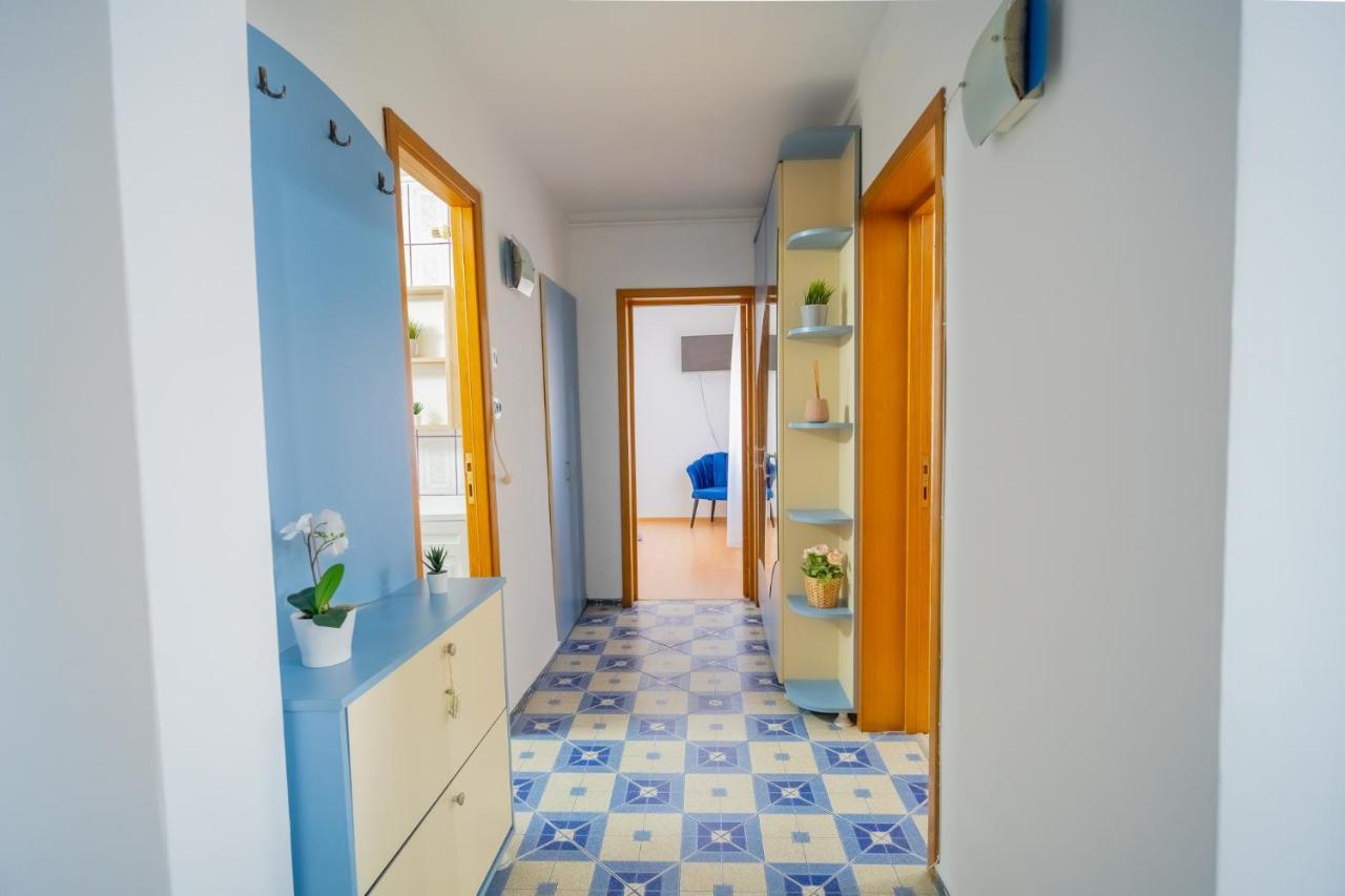 Serene 1Br Apartment With Workspace Boekarest Buitenkant foto